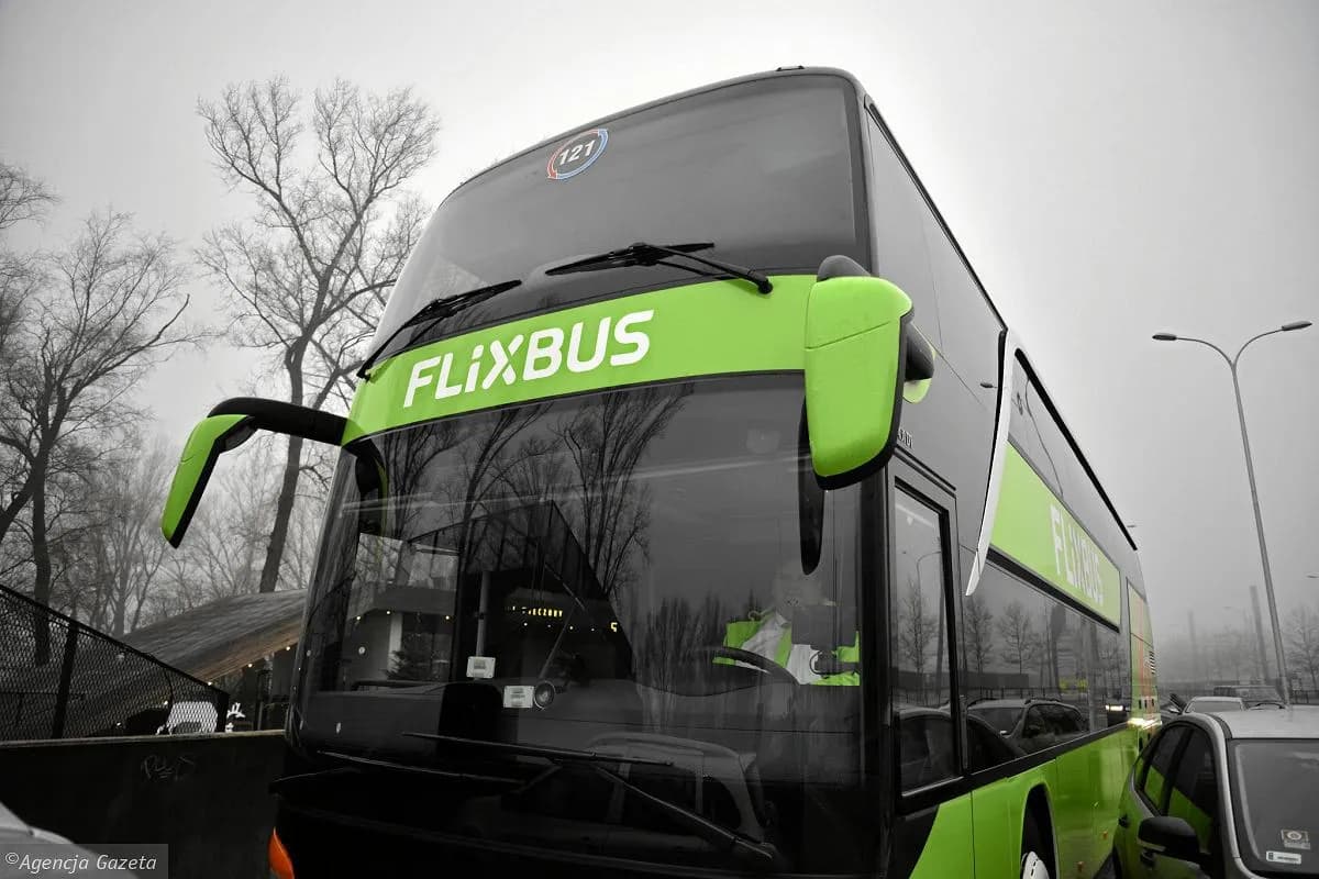 Flixbus Warszawa: Gdzie zatrzymuje się Twój autobus? Pełny przewodnik
